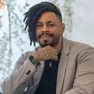 Ale Santos - Ficção Br, Cyberpunk & Afrofuturismo WhatsApp Channel