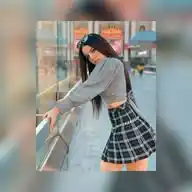 Andrea Cuadros  WhatsApp Channel
