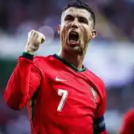 🏆 CR7 HD PICS & VIDS  🐐 WhatsApp Channel