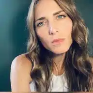 Lorena del Castillo: “mi diario personal”.   WhatsApp Channel