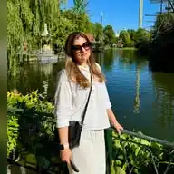 Sara Naveed - the writer  WhatsApp Channel