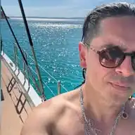 Erik Canales WhatsApp Channel