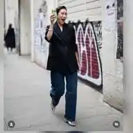 Eva Chen WhatsApp Channel
