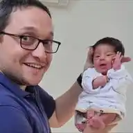 خال العيال WhatsApp Channel