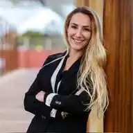 Patricia de las Heras WhatsApp Channel