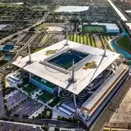 زاوية الملاعب 🏟 WhatsApp Channel