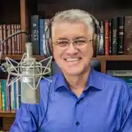 AmiltonMenezes7 WhatsApp Channel
