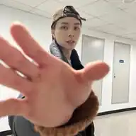 ⠀🎞️⠀⠀gato's aus center.⠀ ⠀♥︎͟ ̼͟͟ ͟ᅟ WhatsApp Channel