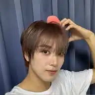 곰돌이 WhatsApp Channel