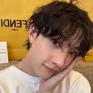 크리스 ✅ WhatsApp Channel