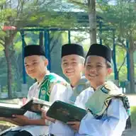 Pesantren Tahfizh Al- Qur'an Rabi'ul Qulub Darunnajah 13 WhatsApp Channel