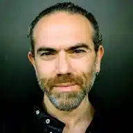 Sacha Naspini WhatsApp Channel