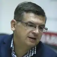 Політичний інтуїтик WhatsApp Channel