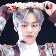 EXO XIUMIN WhatsApp Channel