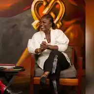 Lady Dentaa  WhatsApp Channel