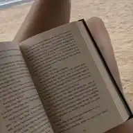 Mundo literario 📚💭🧚‍♀️ WhatsApp Channel