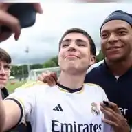 Kylian Mbappé réal Madrid  WhatsApp Channel