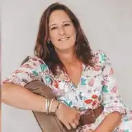 Danielle van den Os ~ intuïtief coach & healer WhatsApp Channel