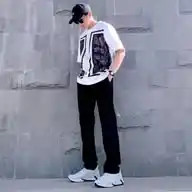 Ootd Cowok Keren WhatsApp Channel