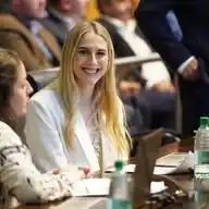 Analia Labandoczka WhatsApp Channel