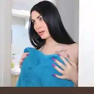 الممثله العراقية ميرا النوري  WhatsApp Channel