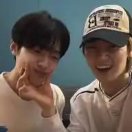 Gaon & Xdinary Heroes Daily Update ✨ WhatsApp Channel