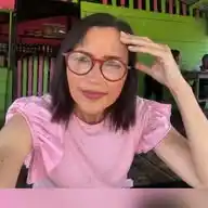 Madelein García: periodismo riguroso WhatsApp Channel