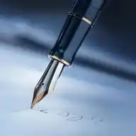 قلم WhatsApp Channel