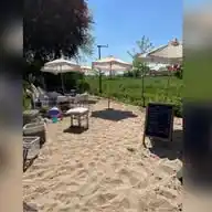 Beachclub Peterhof WhatsApp Channel