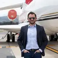 Nicolás Larenas - Noticias De Aviación y Viajes WhatsApp Channel