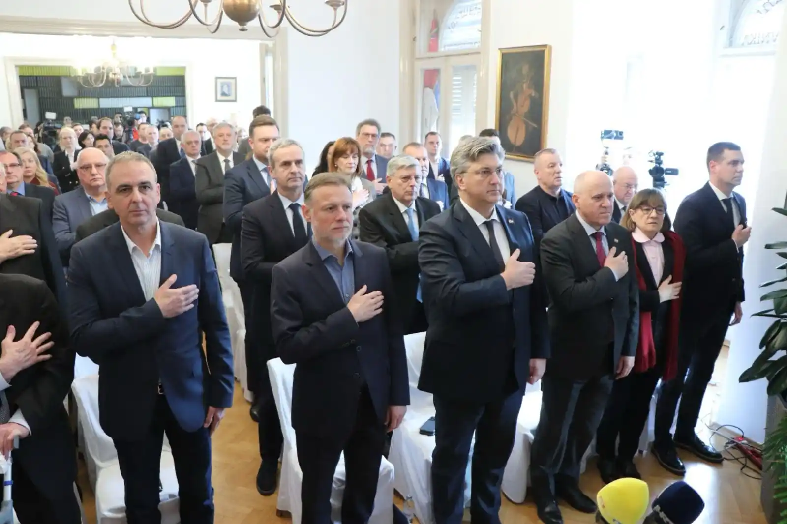 Image from Andrej Plenković: U Društvu hrvatskih književnika *obilježili smo 36. obljetnicu prvog p...