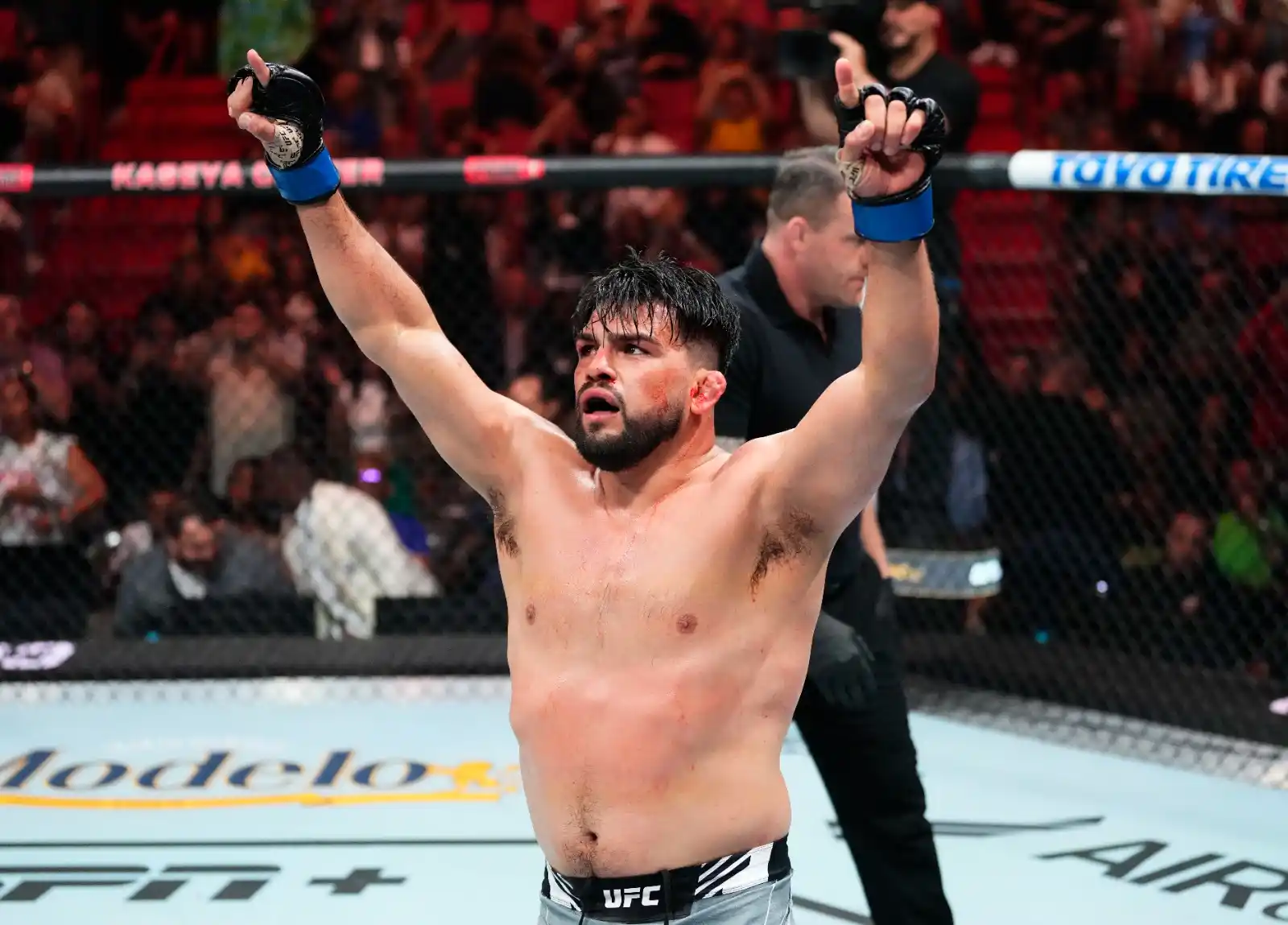 Image from @UFCEspanol: Kelvin Gastelum estará de regreso en suelo mexicano en <a class="text-...