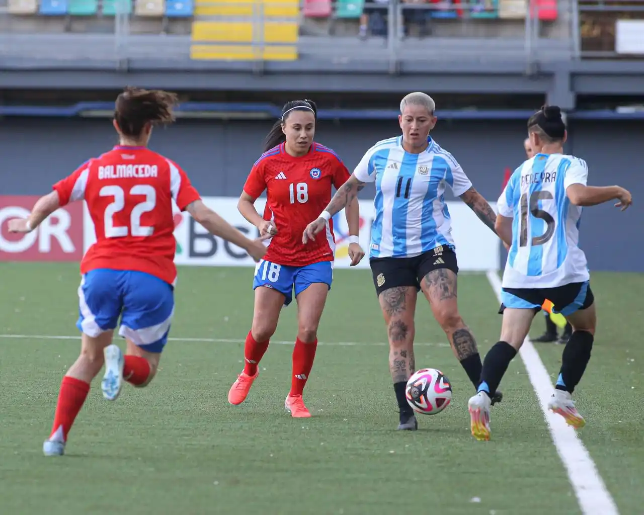 Image from 🇨🇱 La Roja | Selección Chilena : 🚨Continúa el segundo tiempo del partido en el Estadio Bicentenario de...