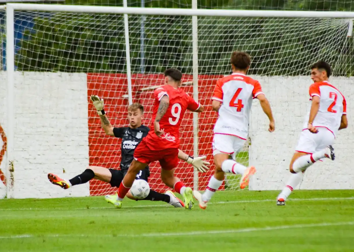 Image from Club Atlético Huracán: <a class="text-blue-500 hover:underline cursor-pointer" href="/hashtag...