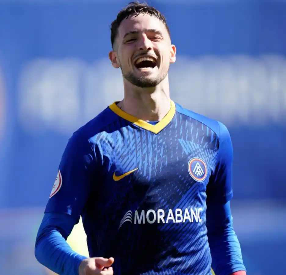 Image from FC Andorra: 📝 𝐂𝐑Ò𝐍𝐈𝐂𝐀 | FC Andorra 2⃣-1⃣ Zamora CF 🔗 https://www.fcandorr...