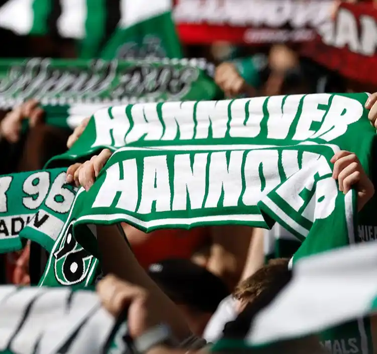 Image from Hannover 96: 🚆 Alle Infos zur Auswärtsreise nach Nürnberg 🎥 Dann steigt die Pres...