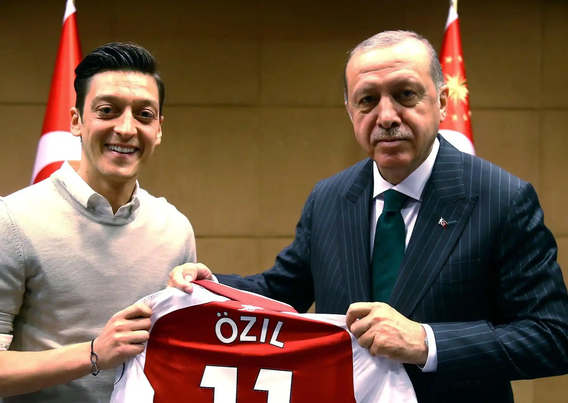 Image from Mynet: 🔴Bolu Belediye Başkanı Tanju Özcan: "Hani siz yerli ve Milliydiniz! T...
