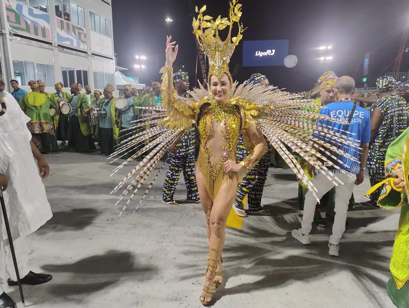 Image from O GLOBO - Rio: 🟢⚪ Duas semanas. Esse foi *o prazo* que a rainha de bateria da Inocen...