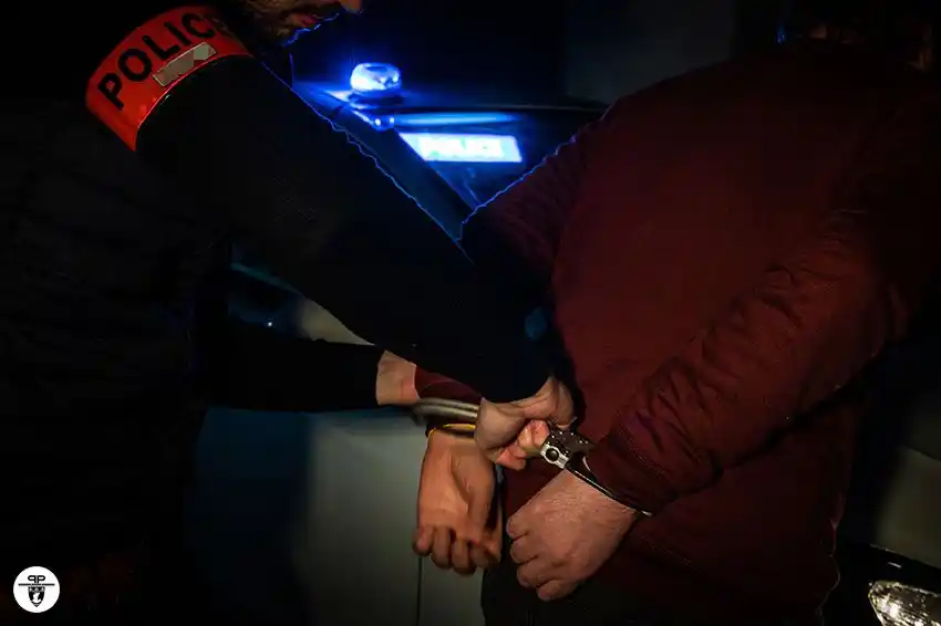 Image from Préfecture de Police: Belle saisie AntiStups ce dimanche, à Paris15 ! Les policiers, dans ...