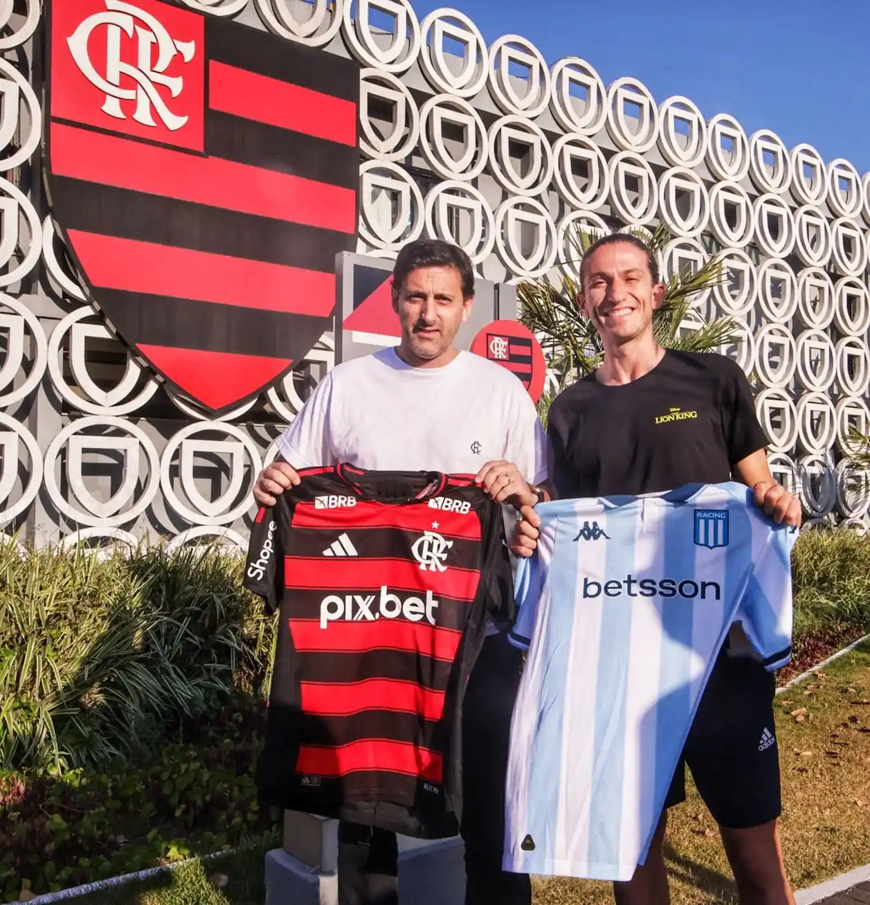 Image from Racing Club: "Racing Club agradece a @Flamengo por cedernos las instalaciones del c...