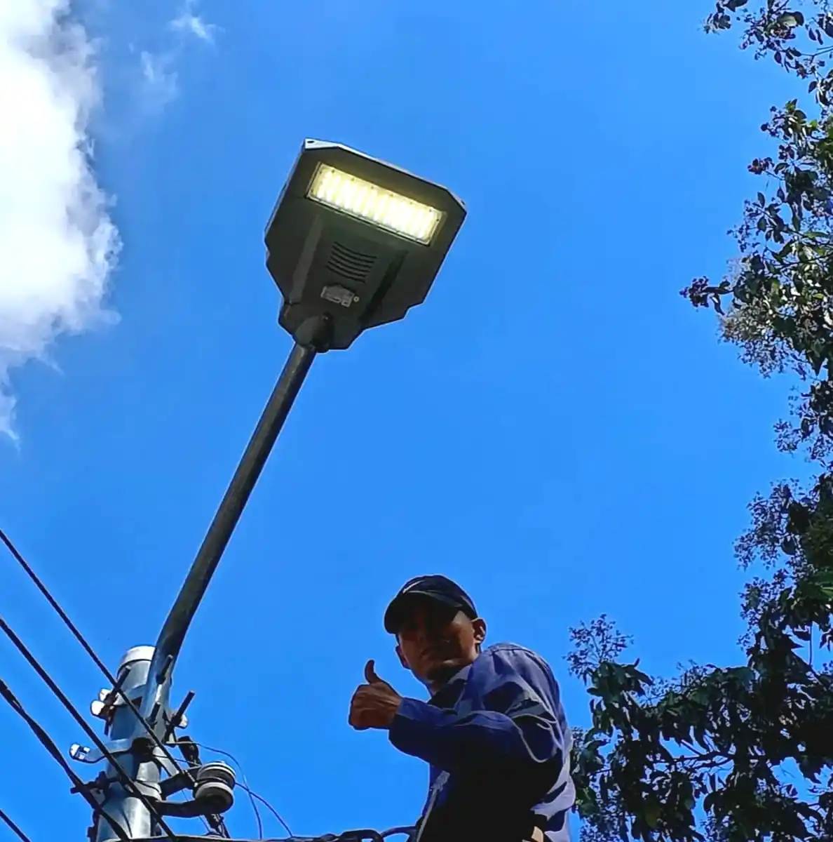 Image from San Salvador Este: El programa Luces de Esperanza, impulsado por nuestro Alcalde José Chi...