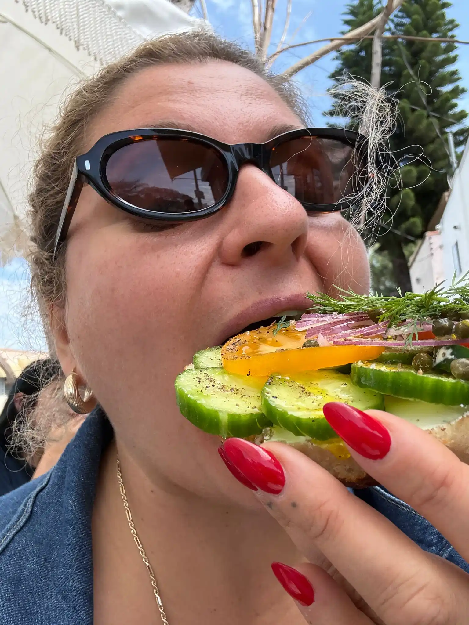 Image from Se Regalan Dudas Podcast: Y me comí un bagel de (courage Bagel el LA) de morir....