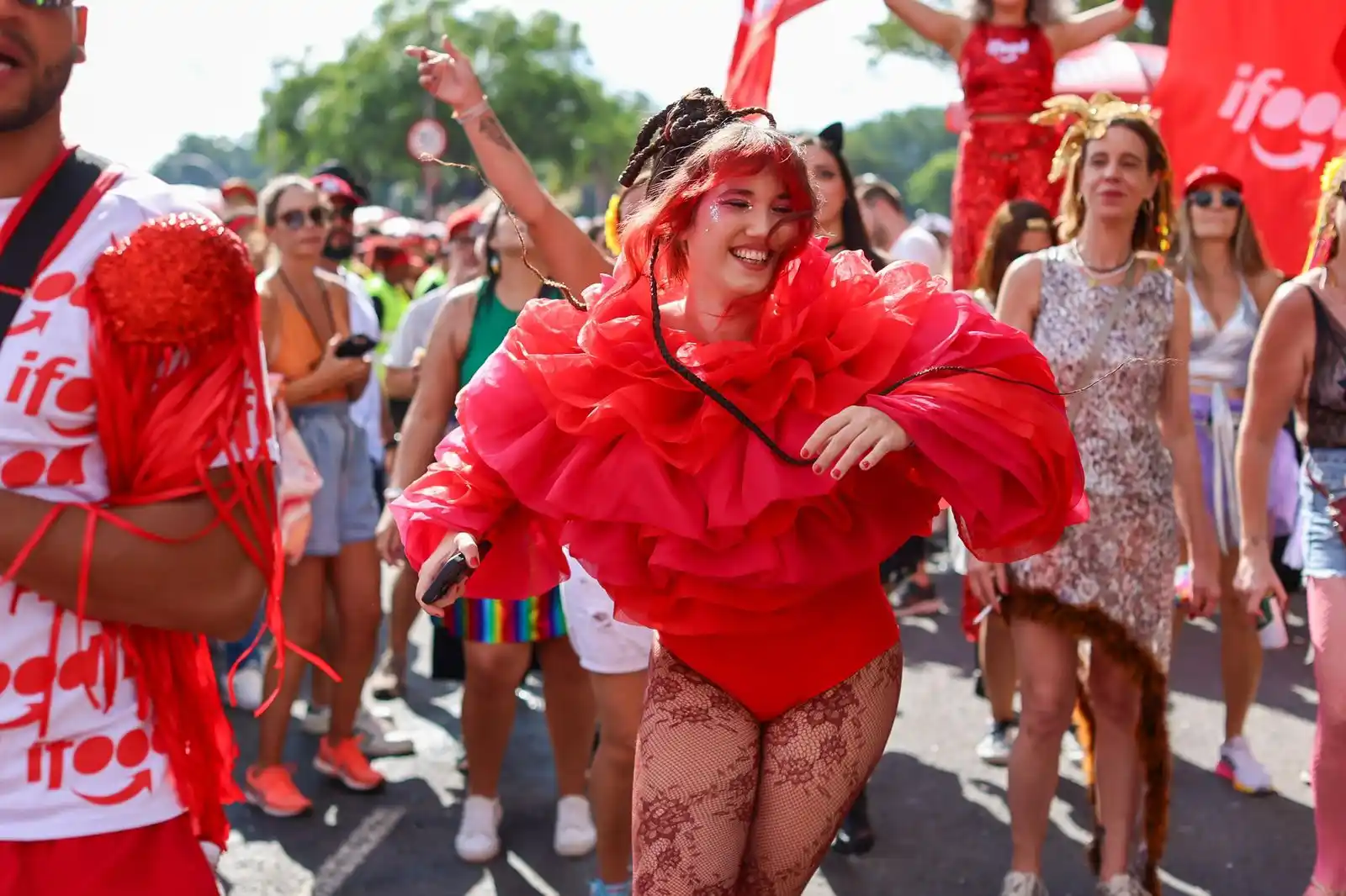 UOL | Blocos de Carnaval em SP post