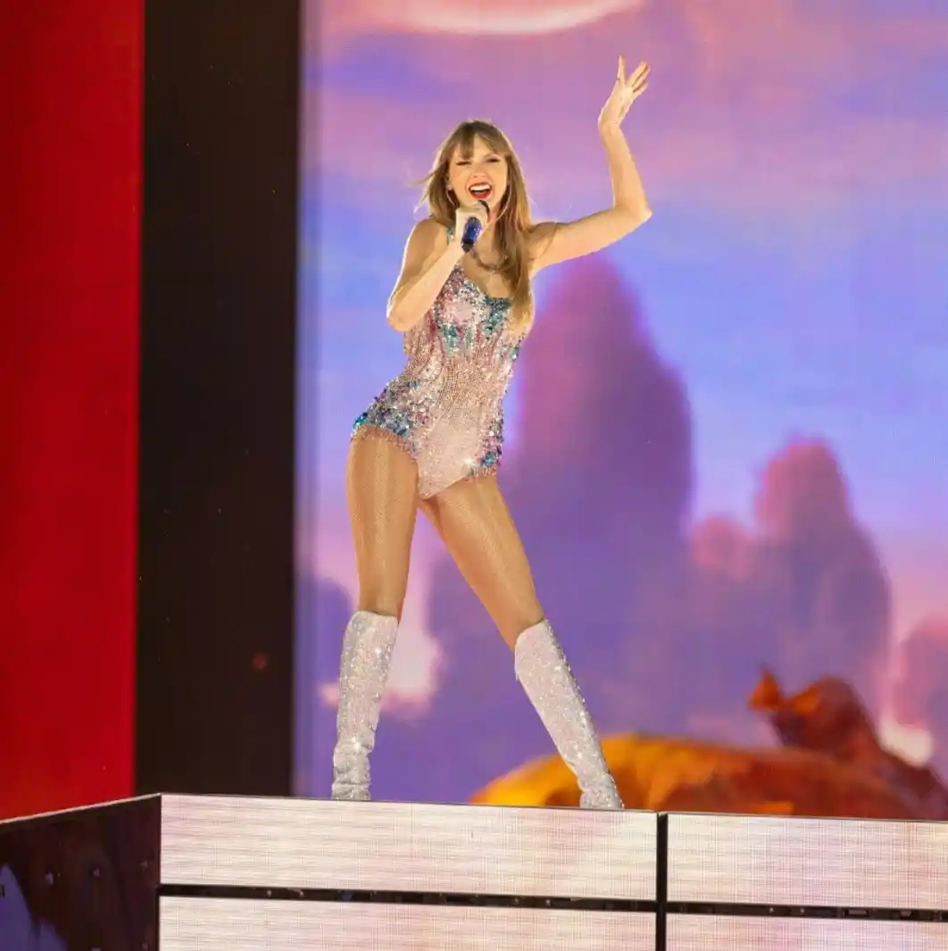 UOL | Universo Taylor Swift  post