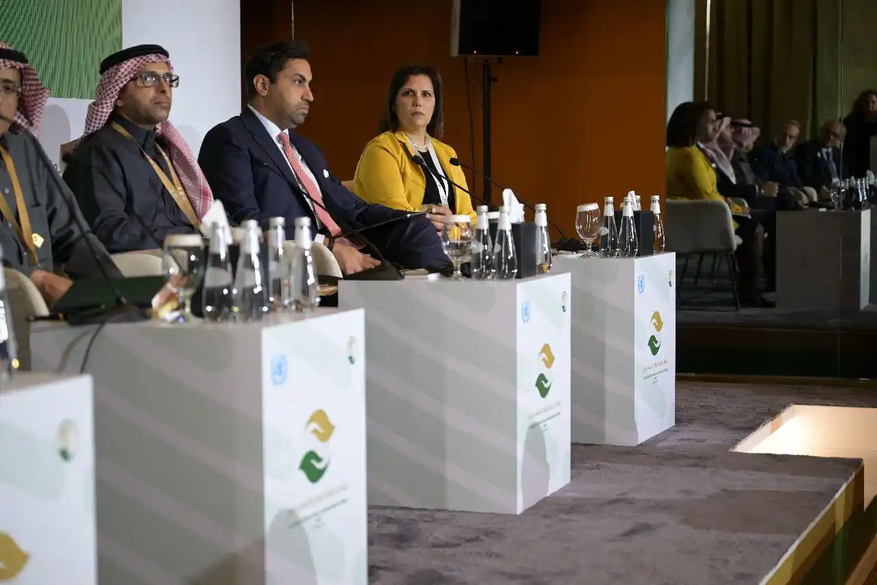 Image from البرنامج السعودي لتنمية وإعمار اليمن SDRPY : "إشراك الفئات المستهدفة في صنع القرار، وتعزيز الوعي بالجوانب التنموية ...