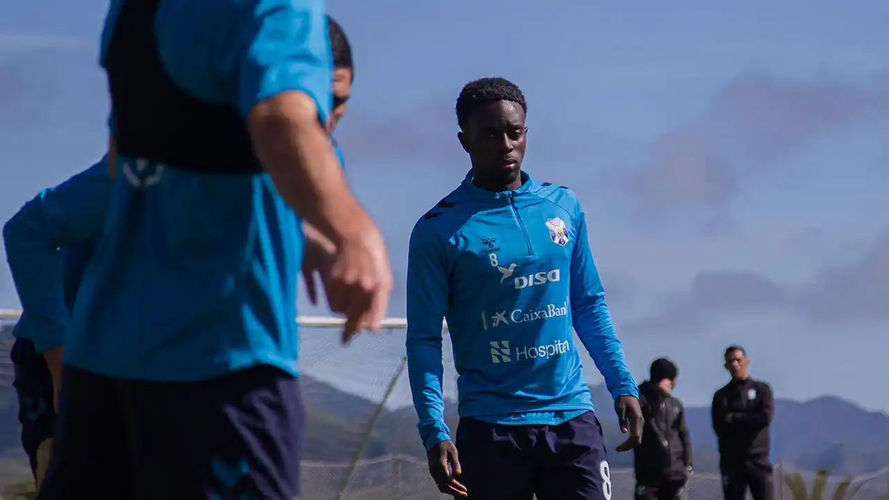 Image from CD Tenerife: 🎙 <a class="text-blue-500 hover:underline cursor-pointer" href="/hash...