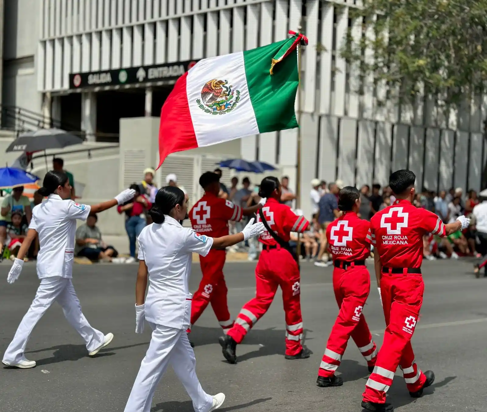 Cruz Roja Mexicana  post