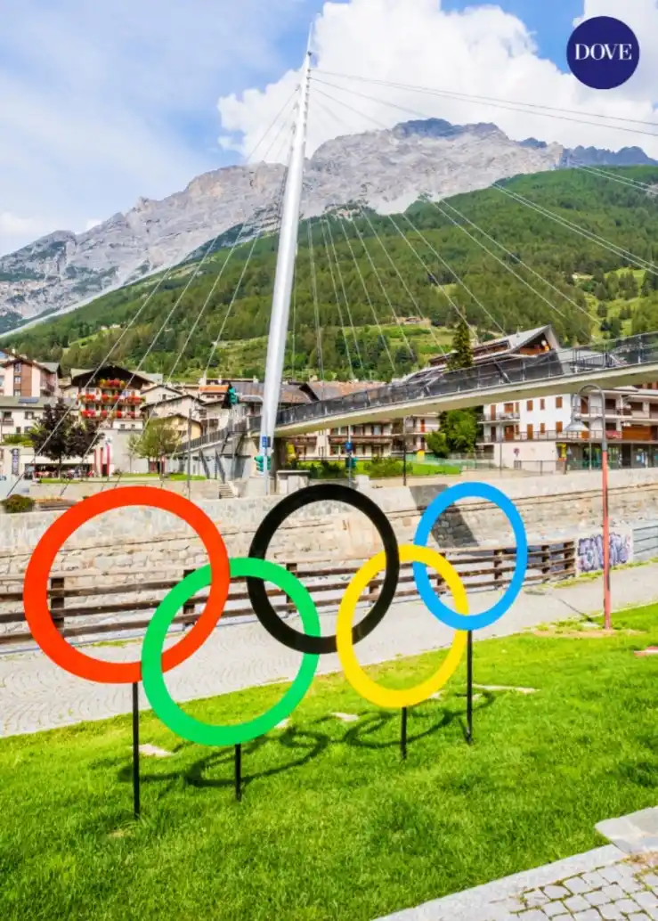 Image from Doveviaggi.it: 🏆 *Olimpiadi Milano-Cortina* _Milano-Cortina 2026_ ⛷️ si avvicina e ...