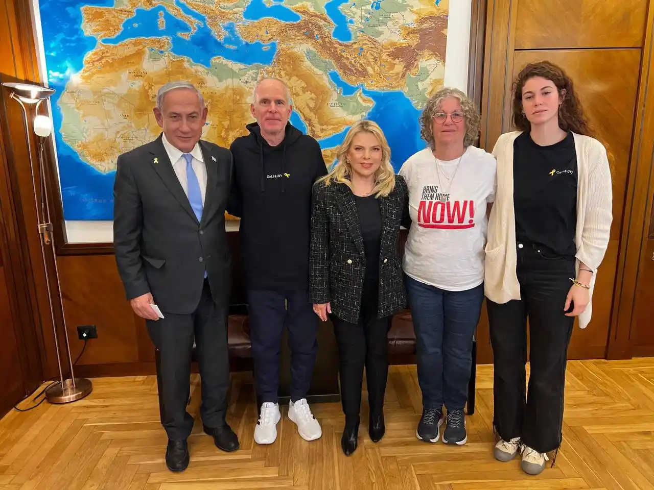 דפנה ליאל  post