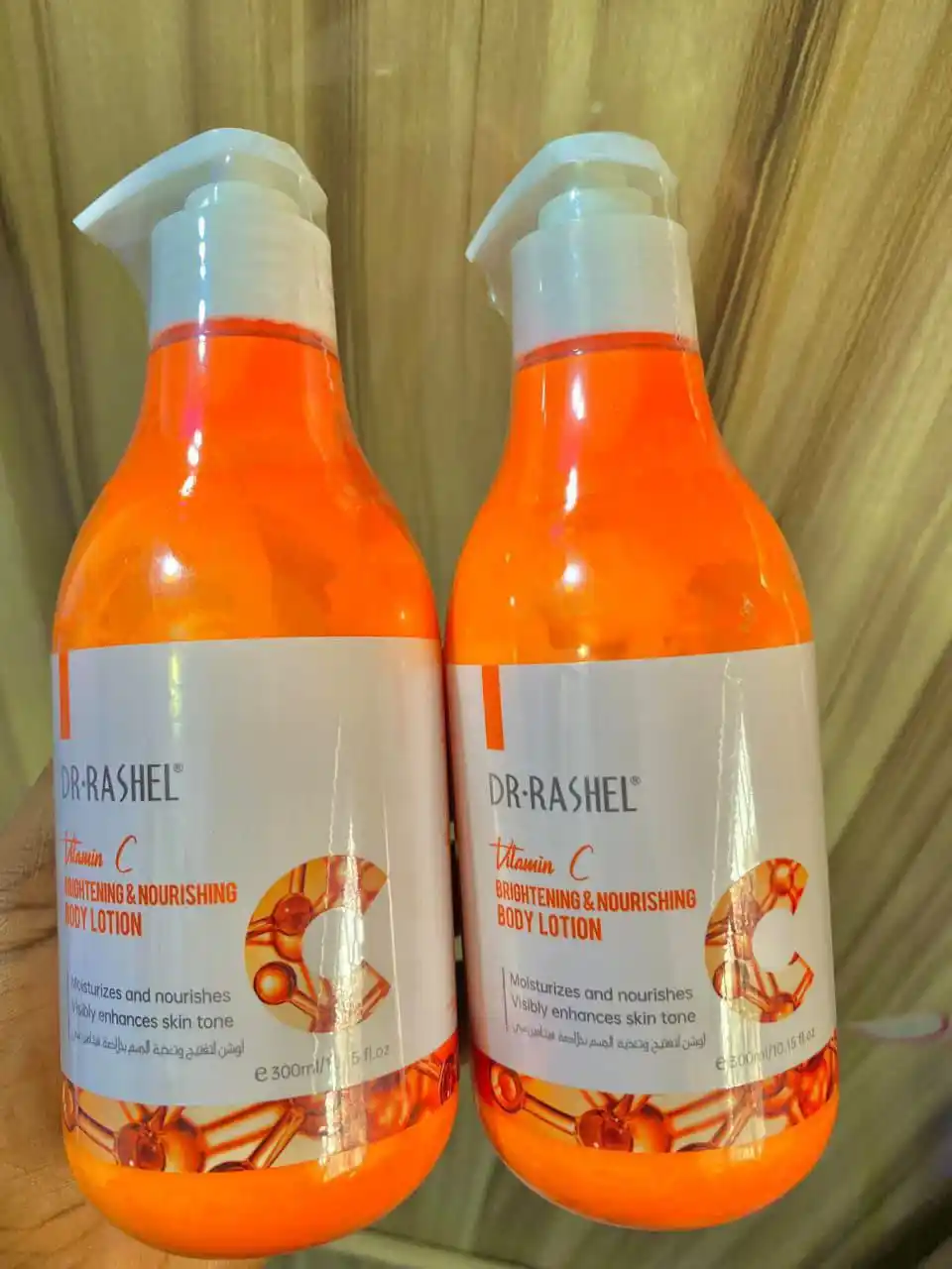 Image from Dream Skin 💖: Dr.Rashel Vitamin C bodylotion 🧡 🌵 රන්වන් පැහැ සමක් ඇති කරයි. �...